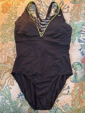 NWOT Nike Black One-Piece Swimsuit